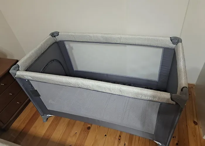 Traditional Stone House-ideal For Families Feriehus